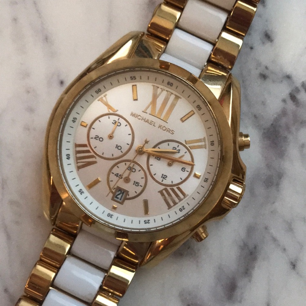 Michael Kors Gold & White Acrylic Oversized Watch - Picture 3 of 4